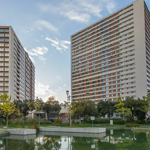 Your Parque Nacoes Appartamento Lisbona